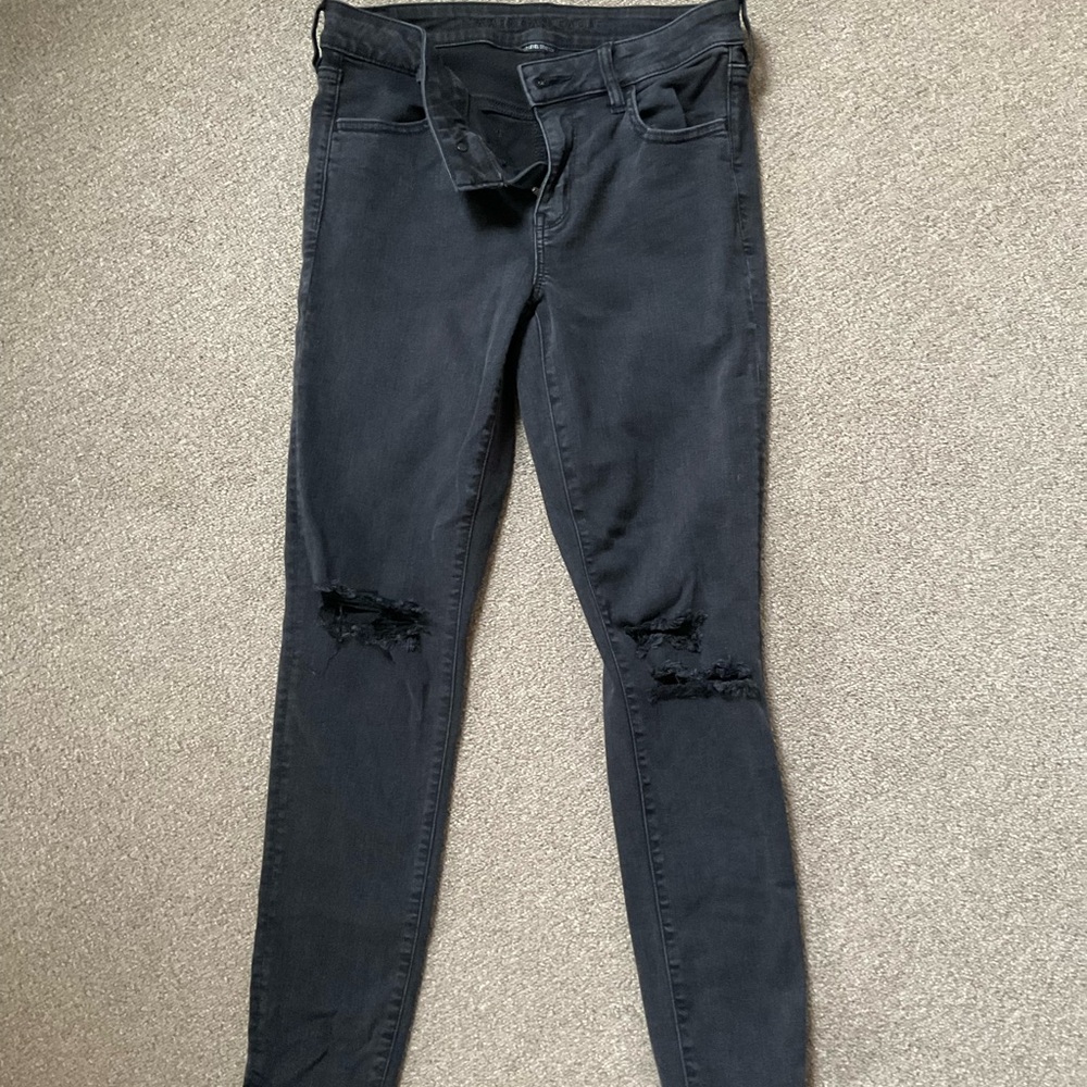 American Eagle Outfitters Black Distressed Skinny Jeans